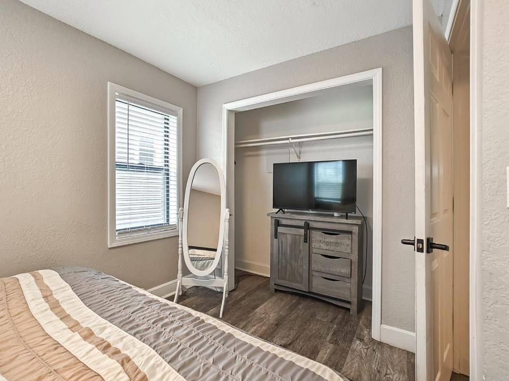 Heart Of Westport 1Br Villa Kansas City Luaran gambar